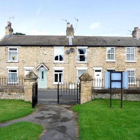 Country Cottage With Church View And Fireplace Near Leeds & York Exteriör bild